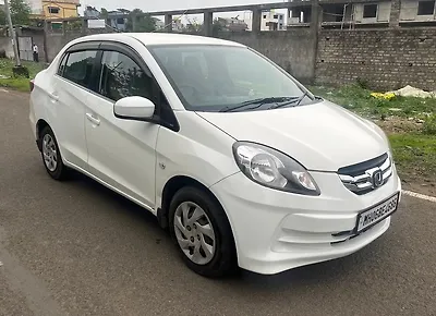 2013 Honda Amaze 1.5 S i-DTEC 1 2013 Honda Amaze 1.5 S i-DTEC 1