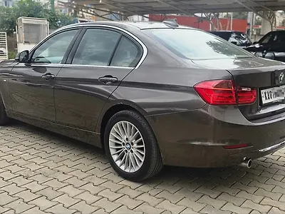 2015 BMW 3 Series 320d Luxury Line