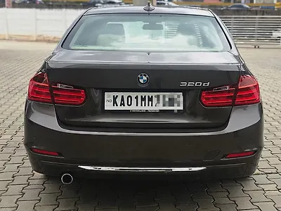 2015 BMW 3 Series 320d Luxury Line