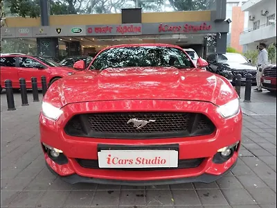 2017 Ford Mustang GT Fastback 5.0L v8 1