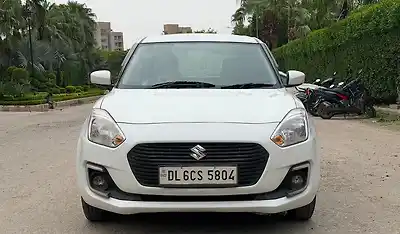 Second Hand मारुति सुज़ुकी स्विफ़्ट vxi एएमटी in दिल्ली Second Hand मारुति सुज़ुकी स्विफ़्ट vxi एएमटी in दिल्ली