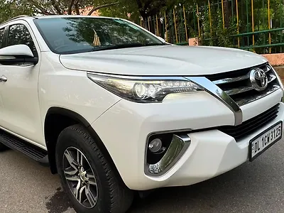 Second Hand Toyota Fortuner 2.8 4x2 MT [2016-2020] in Delhi
