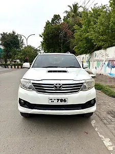 2013 Toyota Fortuner 3.0 4x2 AT 1 2013 Toyota Fortuner 3.0 4x2 AT 1