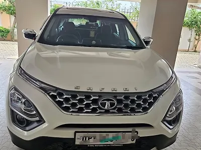 2022 Tata Safari XT Plus 1