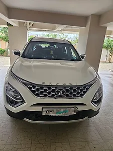 2022 Tata Safari XT Plus 1 2022 Tata Safari XT Plus 1