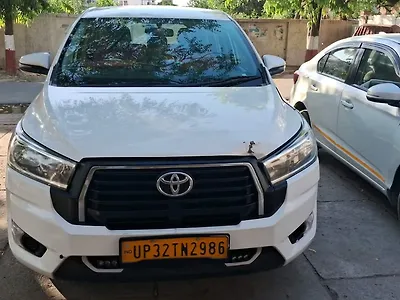 2023 Toyota Innova Crysta VX Diesel Manual 7 STR 1