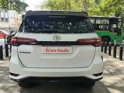 2023 Toyota Fortuner