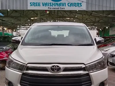 2016 Toyota Innova Crysta 2.4 G 8 STR [2016-2017] 1