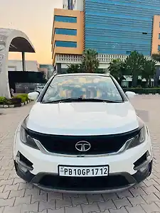 2017 टाटा हैक्सा xt 4x2 6 सीटर 1 2017 टाटा हैक्सा xt 4x2 6 सीटर 1