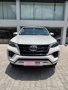 2024 Toyota Fortuner 4x2 2WD Diesel 2.8L Turbo Automatic 1 2024 Toyota Fortuner 4x2 2WD Diesel 2.8L Turbo Automatic 1