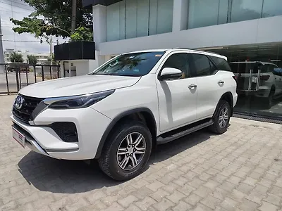 2024 Toyota Fortuner