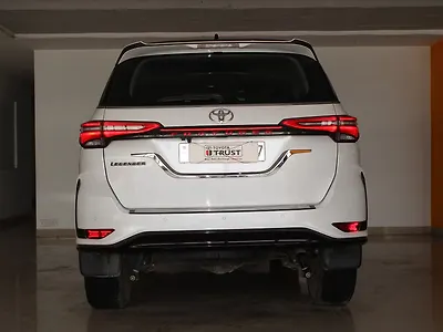 2024 Toyota Fortuner Legender 4X2 2WD Diesel Turbo Automatic Dual Tone