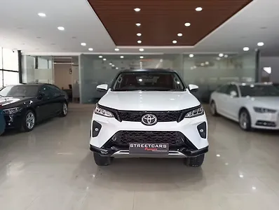 2024 Toyota Fortuner 2.8 4X4 AT 1 2024 Toyota Fortuner 2.8 4X4 AT 1