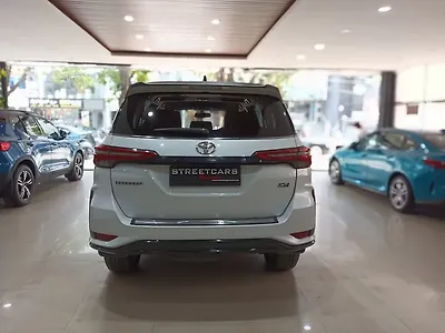 2024 Toyota Fortuner
