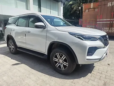 2023 Toyota Fortuner