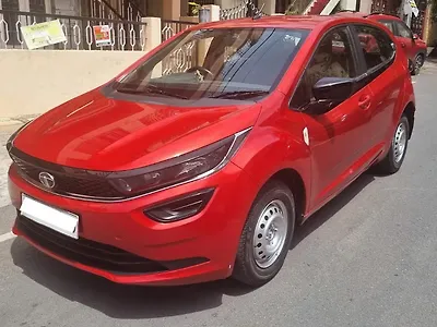 2021 Tata Altroz XE Petrol