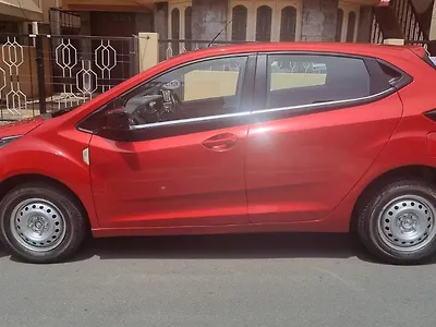 2021 Tata Altroz XE Petrol