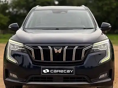 2022 महिंद्रा XUV700 AX7 Luxury Pack 2WD Diesel 2.2L Turbo Automatic 7 STR 1