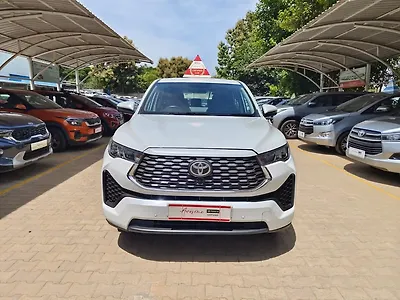 2024 Toyota Innova Hycross VX Hybrid (Electric + Petrol) Automatic (e-CVT) 7 STR