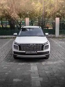 2024 हुंडई वेन्यू e 1.2 पेट्रोल 1 2024 हुंडई वेन्यू e 1.2 पेट्रोल 1
