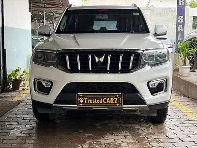 2023 Mahindra Scorpio N Z8 Diesel MT 2WD 7 STR [2023-2024] 1
