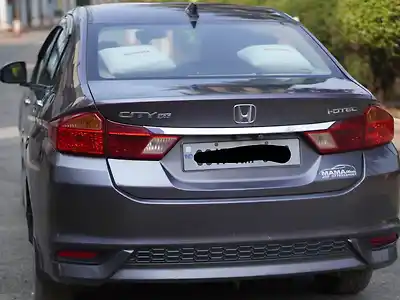 2017 होंडा सिटी VX Diesel [2017-2020] 1
