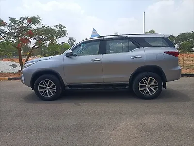 2017 Toyota Fortuner