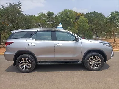 2017 Toyota Fortuner