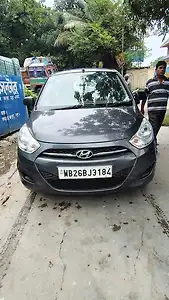 2012 हुंडई i10 1.1 लीटर आईआरडीई एरा स्पेशल इडिशन 1