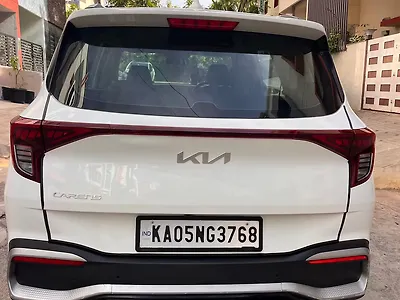 2023 Kia Carens Prestige 1.4 Petrol MT 7 STR