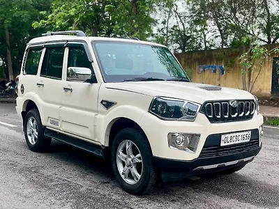 2021 Mahindra Scorpio S5 1