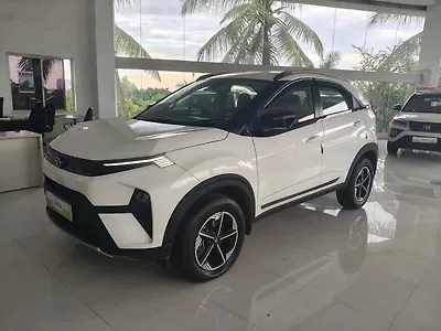 2025 Tata Nexon