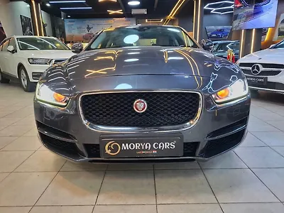 2016 Jaguar XE Prestige 1 2016 Jaguar XE Prestige 1
