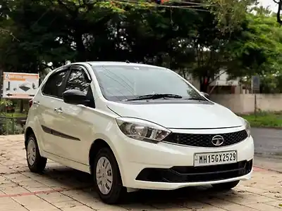 2019 टाटा टियागो रेवोट्रॉन xe 1