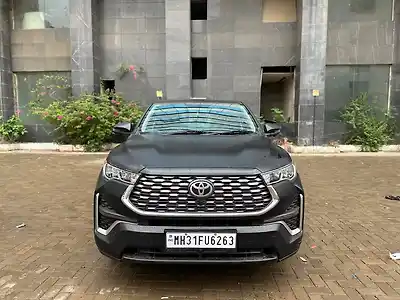 2023 टोयोटा इनोवा हायक्रॉस ZX Hybrid (Electric + Petrol) Automatic (e-CVT) 7 STR 1 2023 टोयोटा इनोवा हायक्रॉस ZX Hybrid (Electric + Petrol) Automatic (e-CVT) 7 STR 1