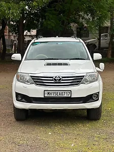 2014 Toyota Fortuner 3.0 4x2 MT 1 2014 Toyota Fortuner 3.0 4x2 MT 1