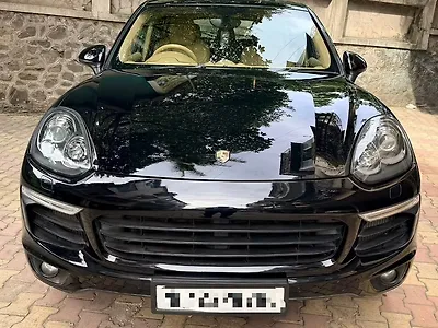 Second Hand Porsche Cayenne Platinum Edition Diesel in Pune