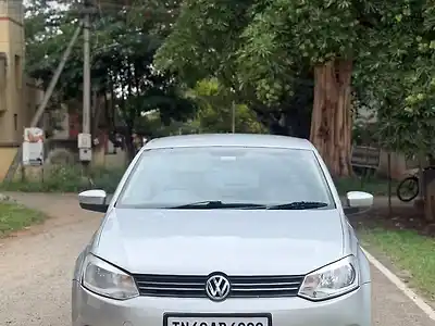 2011 फ़ॉक्सवैगन वेंटो हाईलाइन डीज़ल 1