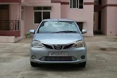 2011 टोयोटा इटियोस वीएक्स 1