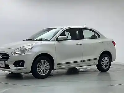 Second Hand मारुति सुज़ुकी डिज़ायर VXi Petrol Automatic in गाज़ियाबाद