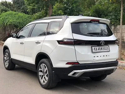 2023 Tata Safari Adventure Plus 7 STR