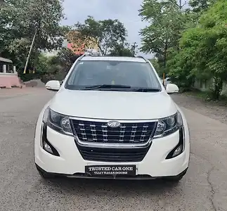 2021 Mahindra XUV500 W9 1