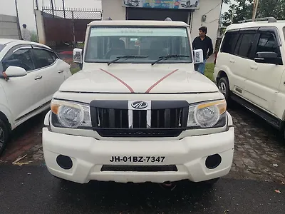 2016 Mahindra Bolero SLE 1 2016 Mahindra Bolero SLE 1