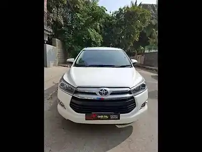 2020 टोयोटा इनोवा क्रिस्टा 2.4 V डीज़ल 1 2020 टोयोटा इनोवा क्रिस्टा 2.4 V डीज़ल 1