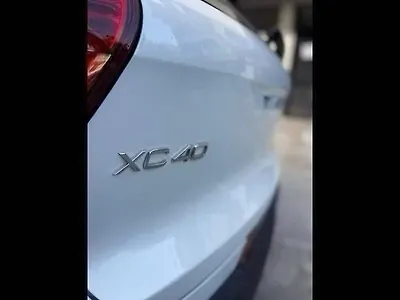 2018 Volvo XC40 D4 R-Design