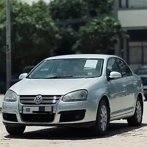 2010 Volkswagen Jetta 1.9L TDI 1
