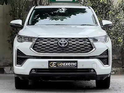 Second Hand टोयोटा इनोवा हायक्रॉस ZX Hybrid (Electric + Petrol) Automatic (e-CVT) 7 STR in गुड़गांव