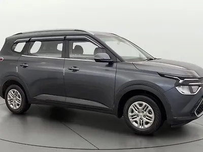 2022 Kia Carens Prestige 1.5 Petrol MT 7 STR 1