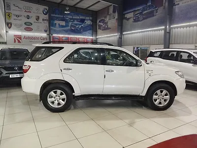 2011 Toyota Fortuner