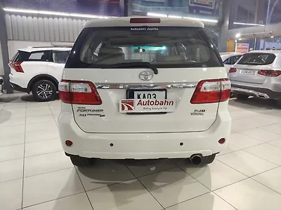 2011 Toyota Fortuner